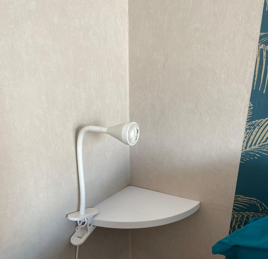Studio 2 Pers , 40M2 En Bord De Mer Avec Vue Mer マントン エクステリア 写真